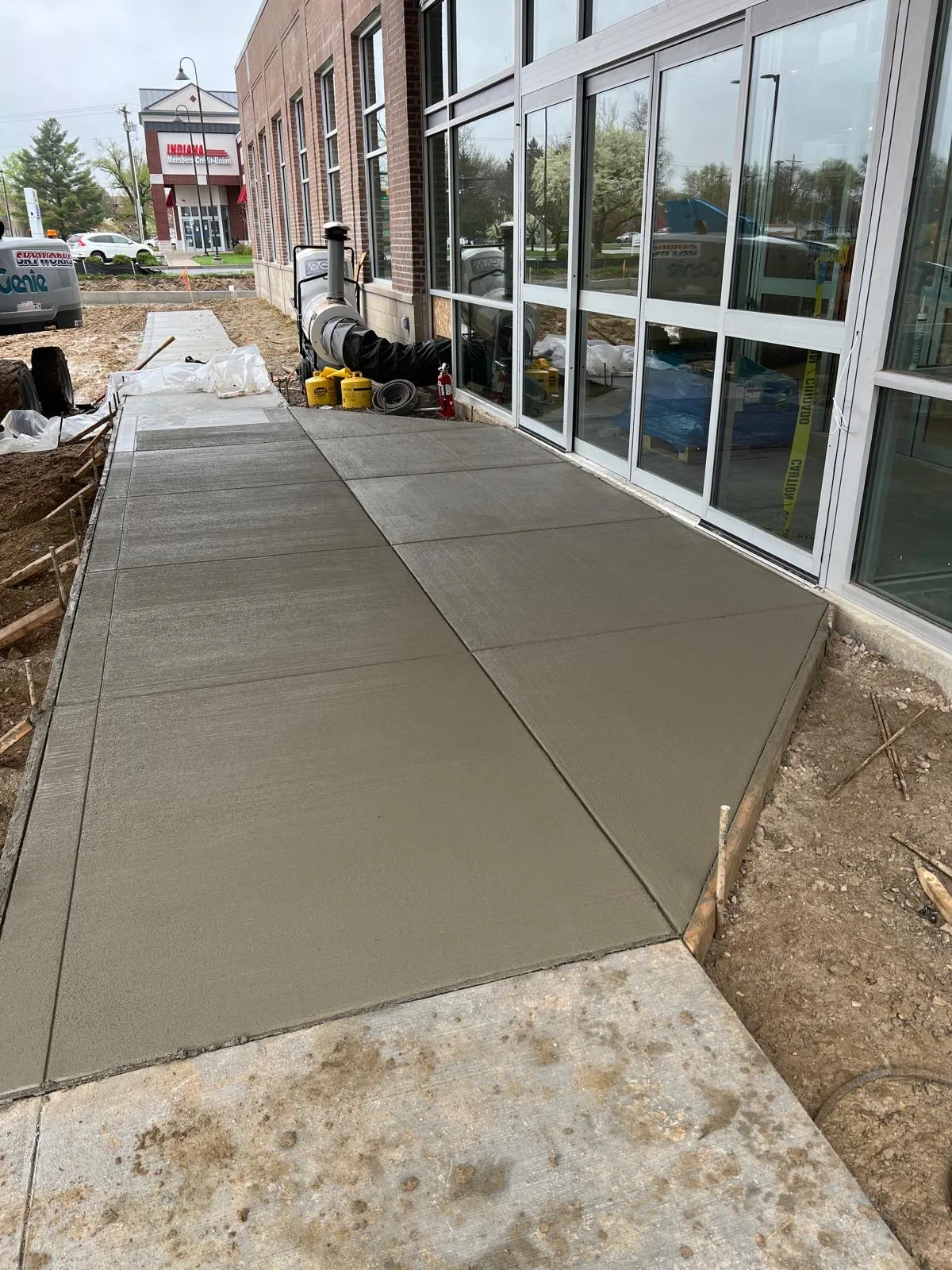 Concrete sidewalk on a commercial property